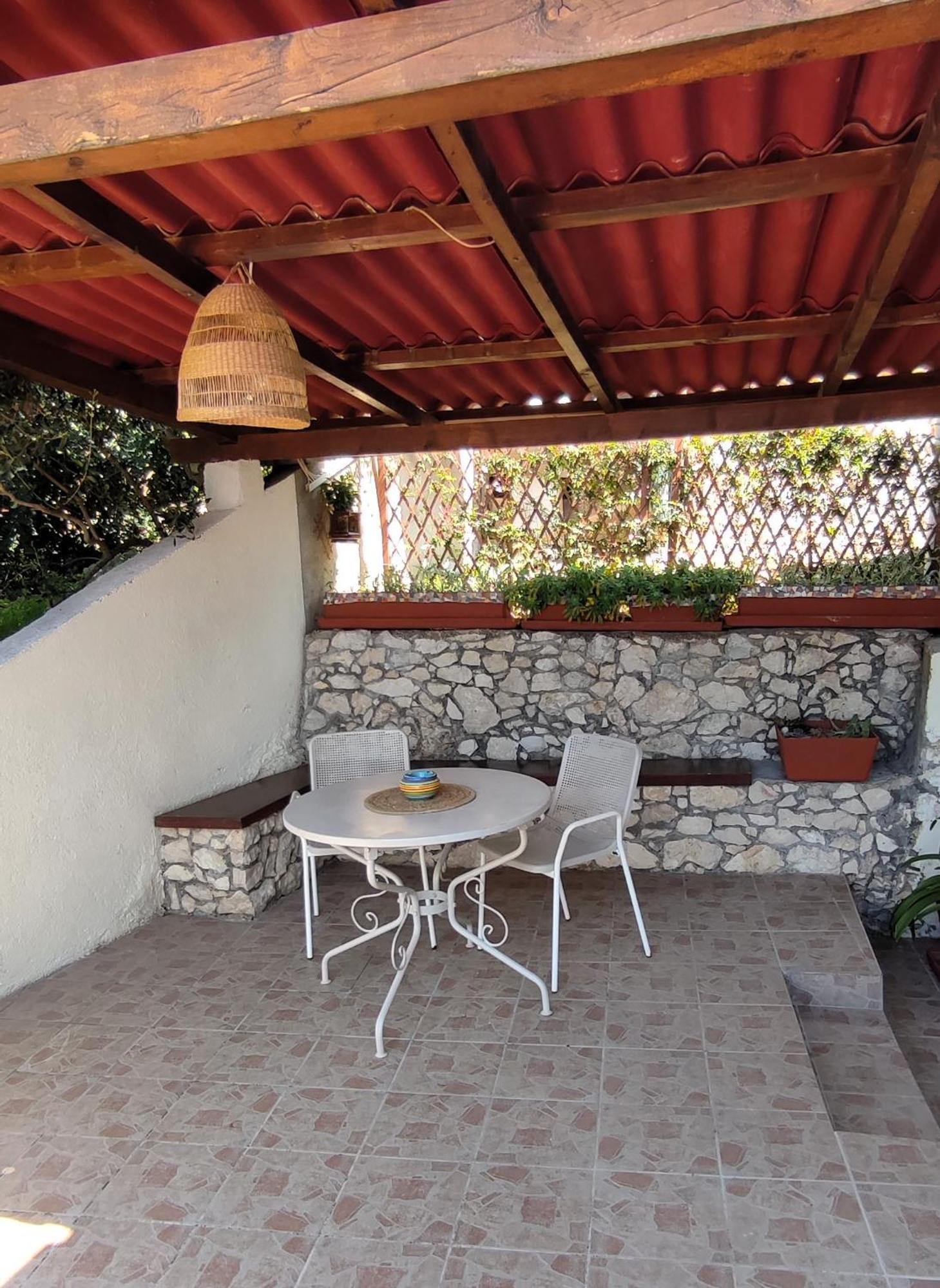 Guest House Vuljan Хвар Экстерьер фото